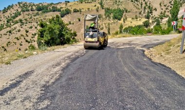 3 İlçede  Yol Yenilendi