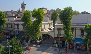 Tarihi Kapalı Çarşı’nın Yeni Cephesi Ortaya Çıkıyor