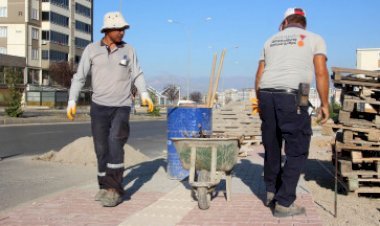 Üniversite Caddesinde Çalışmalar Tamamlanıyor