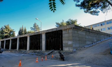 Divanlı'ya Kapalı  Semt  Pazarı  Ve Spor  Tesisi