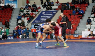 Türkiye Güreş Şampiyonası’na Kahramanmaraş’ta Start Verildi