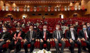 Profesör Kadrolarına Atanan Üniversitemiz Öğretim Üyeleri Profesörlük Belgelerini Törenle Aldı