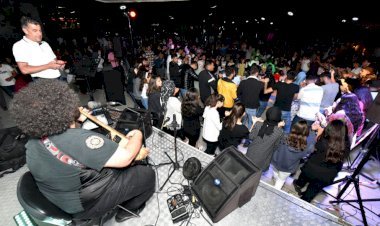 Büyükşehir Yaz Etkinliklerine Yoğun İlgi