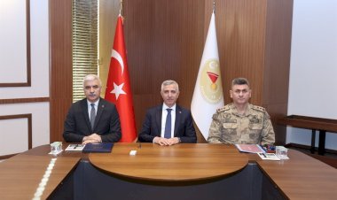 Vali Ünlüer, 2025 Yılı Asayiş ve Güvenlik Verilerini Kamuoyuyla Paylaştı