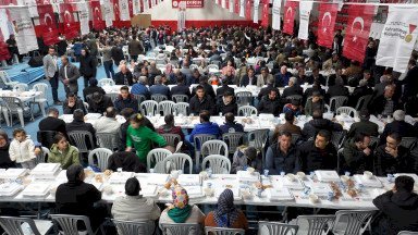 Andırınlılar Büyükşehir’in İftar Sofrasında Buluştu