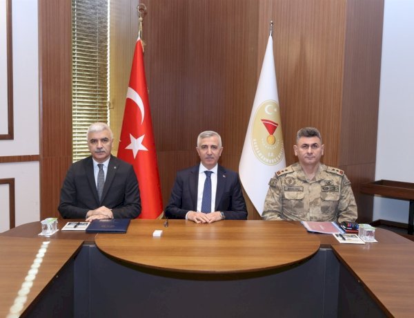 Vali Ünlüer, 2025 Yılı Asayiş ve Güvenlik Verilerini Kamuoyuyla Paylaştı