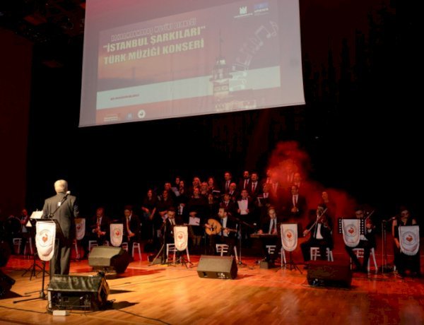 “İstanbul Şarkıları” Konseri Müzikseverlere Keyif Dolu Bir Akşam Yaşattı
